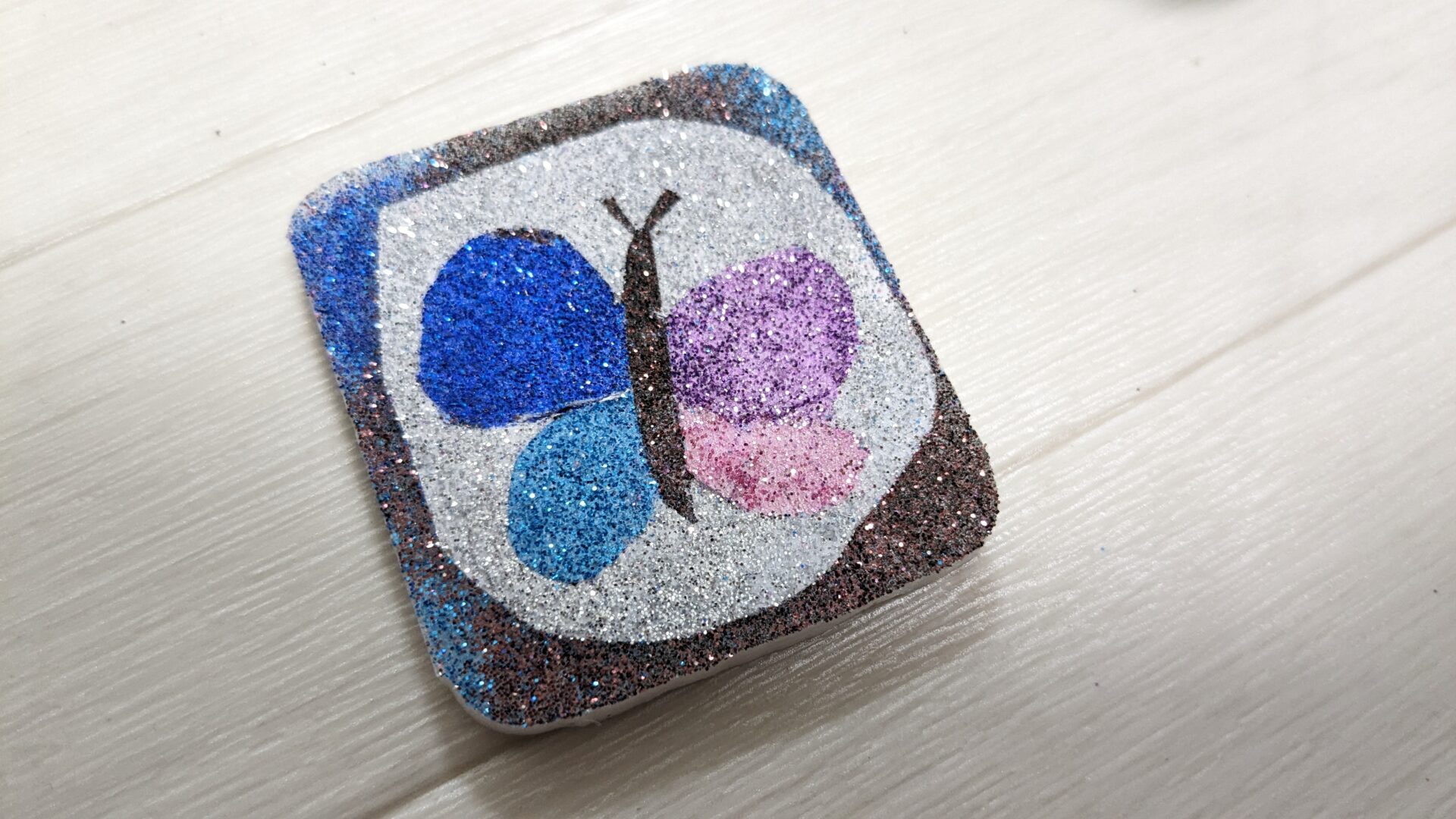 夏休みの工作に!キラキラ砂絵のマグネット（サンドアート ワーク